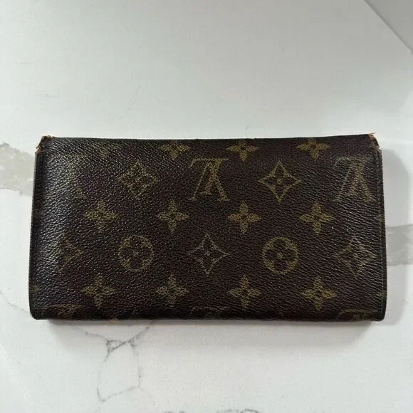 Vintage Louis Vuitton Monogram Sarah Wallet - Picture 2 of 14